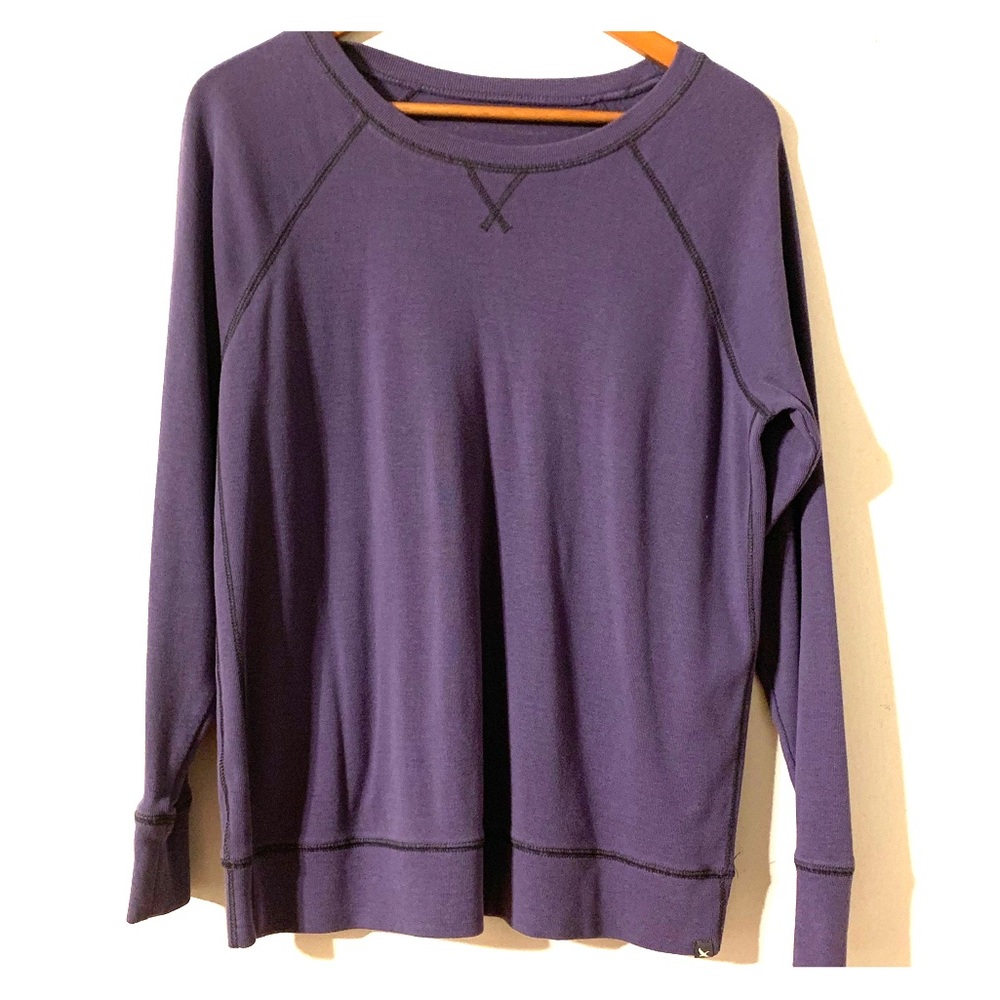 Large Eddie Bauer crew neck sweatshirt